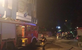 UPDATE Incendiu la Casa Radio a fost lichidat