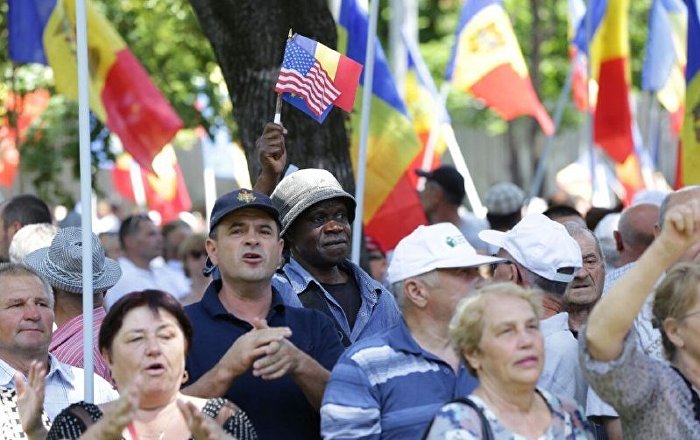 Protest în centrul Chișinăului Vrem să ne apărăm drepturile 