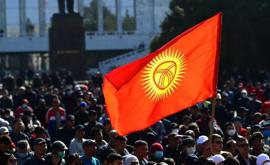 Ио президента Киргизии готовит обращение к народу