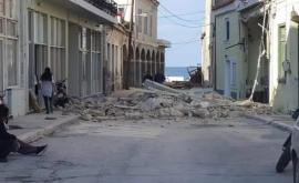 Землетрясение в курортном Измире вызвало цунами ВИДЕО