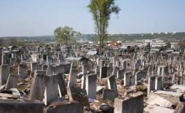 MAEIE condamnă actele de vandalism care au avut loc în Cimitirul Evreiesc din Chișinău