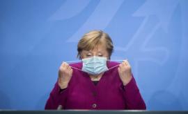 Merkel Un vaccin împotriva coronavirusului ar putea fi înregistrat în Europa deja din decembrie