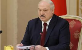 Лукашенко обещает демократическое распределение полномочий между ветвями власти