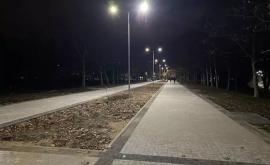 Чебан С сегодняшнего дня в парке Ла Извор будет включено уличное освещение
