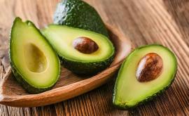 De ce e bine să mănînci zilnic avocado