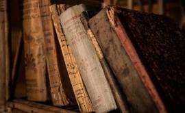 Oamenii de știință au găsit o nouă modalitate de a restaura cărțile vechi