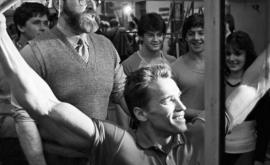 Schwarzenegger a dedicat halterofilului sovietic Vlasov o postare pe Twitter