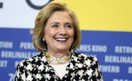 Hillary Clinton șia împlinit visul a devenit coautoarea unui thriller