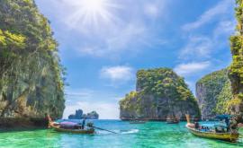 Thailanda vrea să primească turiști vaccinați fără restricții