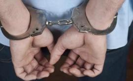 Обыски в тюрьме 15 Начальник тюрьмы задержан запрещенные предметы изъяты