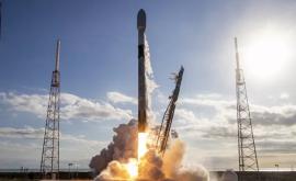 SpaceX lansează un alt grup de sateliți Starlink pe măsură ce se apropie de acoperirea globală