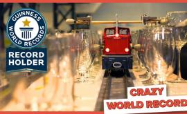 A fost bătut recordul mondial pentru cea mai lungă melodie cîntată de un tren de jucărie