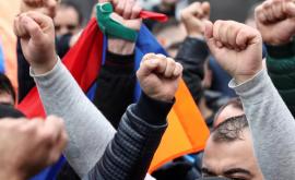 În Erevan au avut loc ciocniri între protestatari și poliție