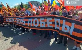 Тысячи людей приняли участие в Марше Победы в центре столицы ФОТОВИДЕО