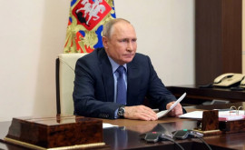 Putin a spus că Rusia va dezbate dinții tuturor celor care vor încerca să muște ceva din ea