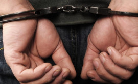 79 de persoane aflate în urmărire penală reținute de poliție