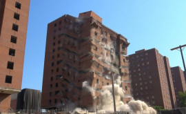 Два 14этажных здания в Нэшвилле снесли за несколько секунд