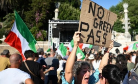 Demonstrații în masă la Roma Fără permis verde