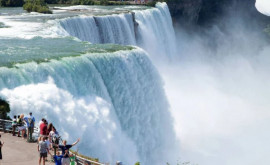 De Ziua Independenței Cascada Niagara va fi iluminată în culorile drapelului RMoldova