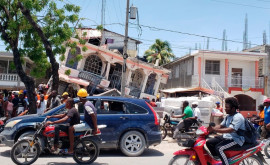 Гаити снова трясет