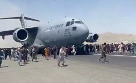 США возобновили эвакуацию из аэропорта в Кабуле сообщили СМИ