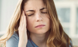 11 moduri naturale sa scapi de durerile de cap