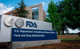 Два высокопоставленных сотрудника FDA по вакцинам увольняются
