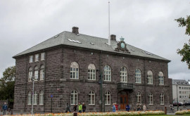 Răsturnare de situație în Islanda după ce țara a anunțat că are mai multe femei decît bărbați în Parlament