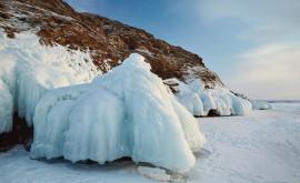 Siberia se scufundă din cauza încălzirii globale Temperaturile ridicate topesc permafrostul pe care stau 15 milioane de oameni