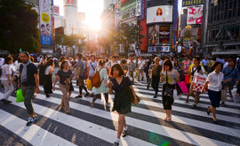 Население Японии сократилось почти на миллион человек