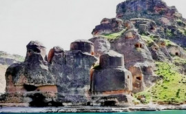 Мегалитическая крепость Эгиль созданная при помощи совершенных технологий
