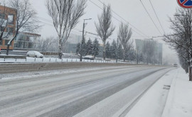 În Chișinău ninge VIDEO
