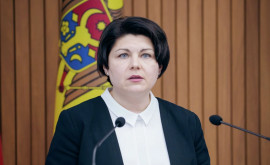 Премьерминистр Молдовы пожаловалась на маленькую зарплату