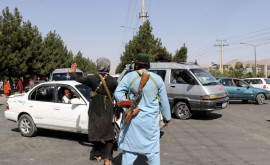Талибы запретили слушать музыку в машинах
