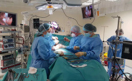 Medicii de la un spital din Chișinău au înlăturat cu succes o tumoare cardiacă