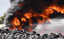 Ministerul Mediului reacționează la scandalul anvelopelor Depozitarea este mai gravă decît incinerarea