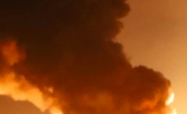Обстреляна Днепропетровская область уничтожена нефтебаза поврежден завод
