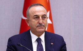 Глава МИД Турции В мире начинается новая холодная война