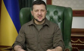 Зеленский подтвердил вывод части военных с Азовстали