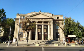 Театр им Михая Эминеску и Национальная филармония будут отреставрированы