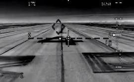 Военные США сняли на видео три неопознанных летающих объекта 