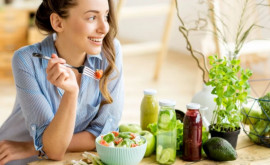 11 alimente folositoare care dăunează organismului dacă sînt consumate la oră nepotrivită 