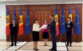 Comisia Europeană începe dezbaterile privind acordarea Republicii Moldova a statutului de candidat la UE