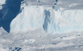 Gheața din Antarctica se topește în cel mai accelerat ritm din ultimii 5000 de ani
