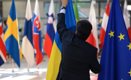 Comisia Europeană cere acordarea cît mai grabnică a statutului de candidat la UE pentru Ucraina