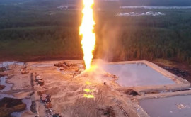 Un incendiu puternic la cel mai mare zăcămînt de gaz din Rusia filmat