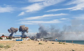 Число пострадавших при взрывах на аэродроме в Крыму возросло