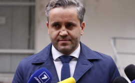Avocatul Igor Popa a fost găsit vinovat de calomnierea fostului său client Vlad Filat