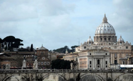Papa de la Roma a propus Vaticanul pentru o întâlnire între Zelenski și Putin