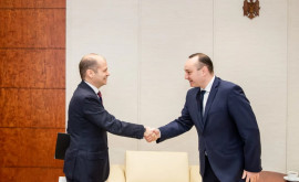 Влад Батрынча встретился с новым послом Турции в Молдове Уйгаром Мустафой Сертелом